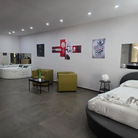 Hotel Duomo Carpi Esterno foto