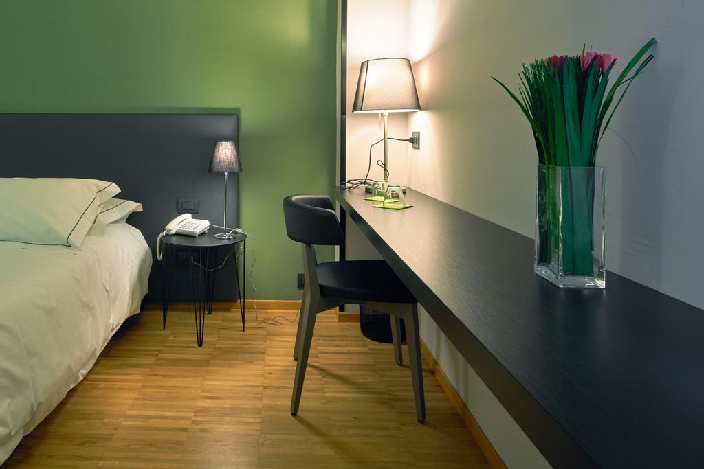 Hotel Duomo Carpi Esterno foto