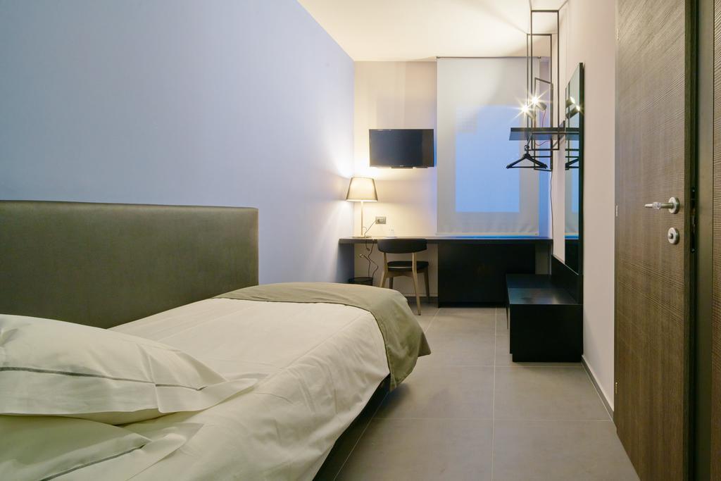 Hotel Duomo Carpi Esterno foto